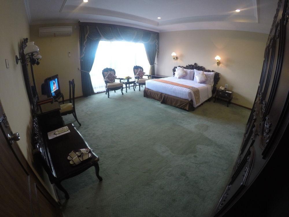 Maguwo Sahid Raya Hotel & Convention Yogyakarta מראה חיצוני תמונה